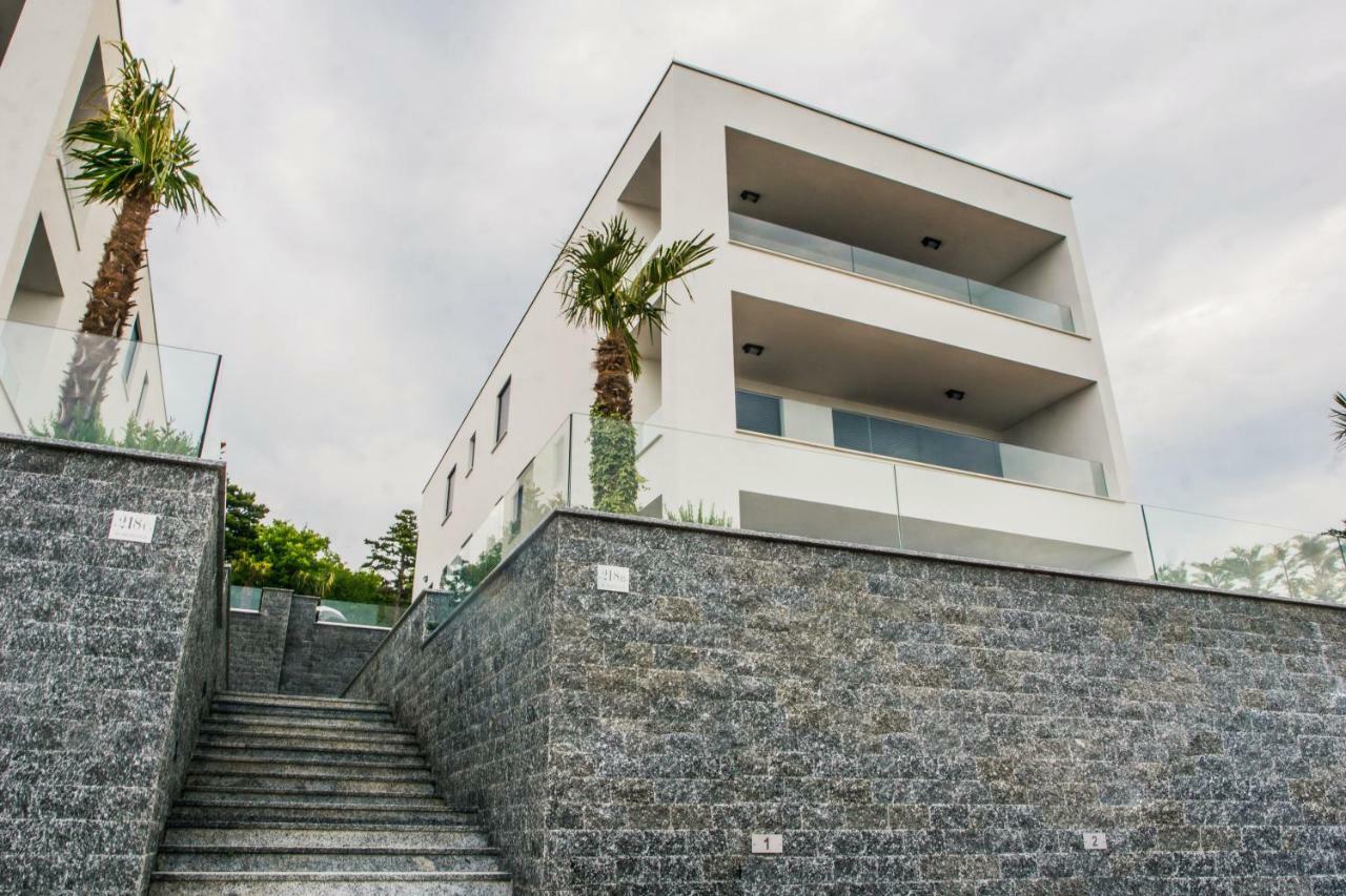 The View Luxury Apartment Dramalj Exterior photo